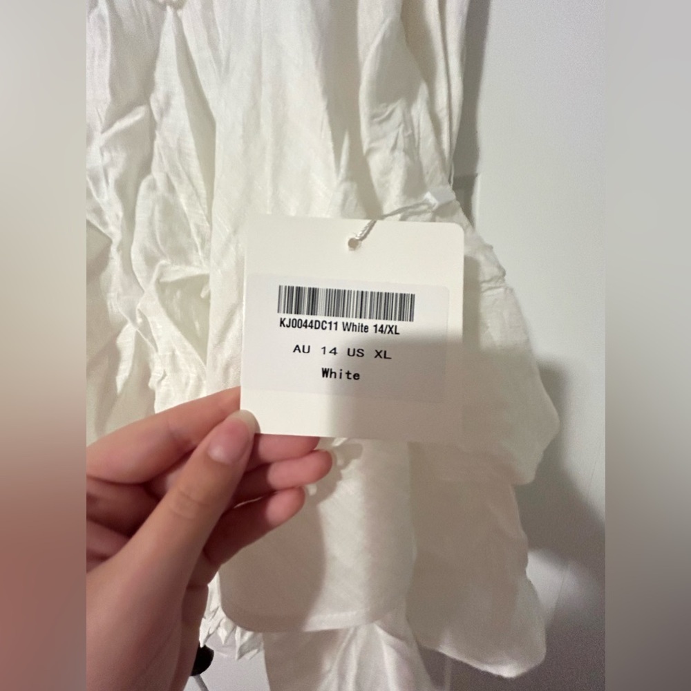 NEW Selfie Leslie: Abby Lace Puff Sleeve Tie-Up Back Dress - Picture 7 of 8